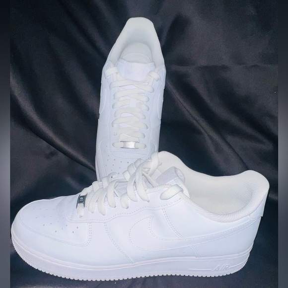 🚨 CHRISTMAS SALE 🚨 Men’s Original Air-Force 1’s Sneakers SIZE 13 - Picture 3 of 10